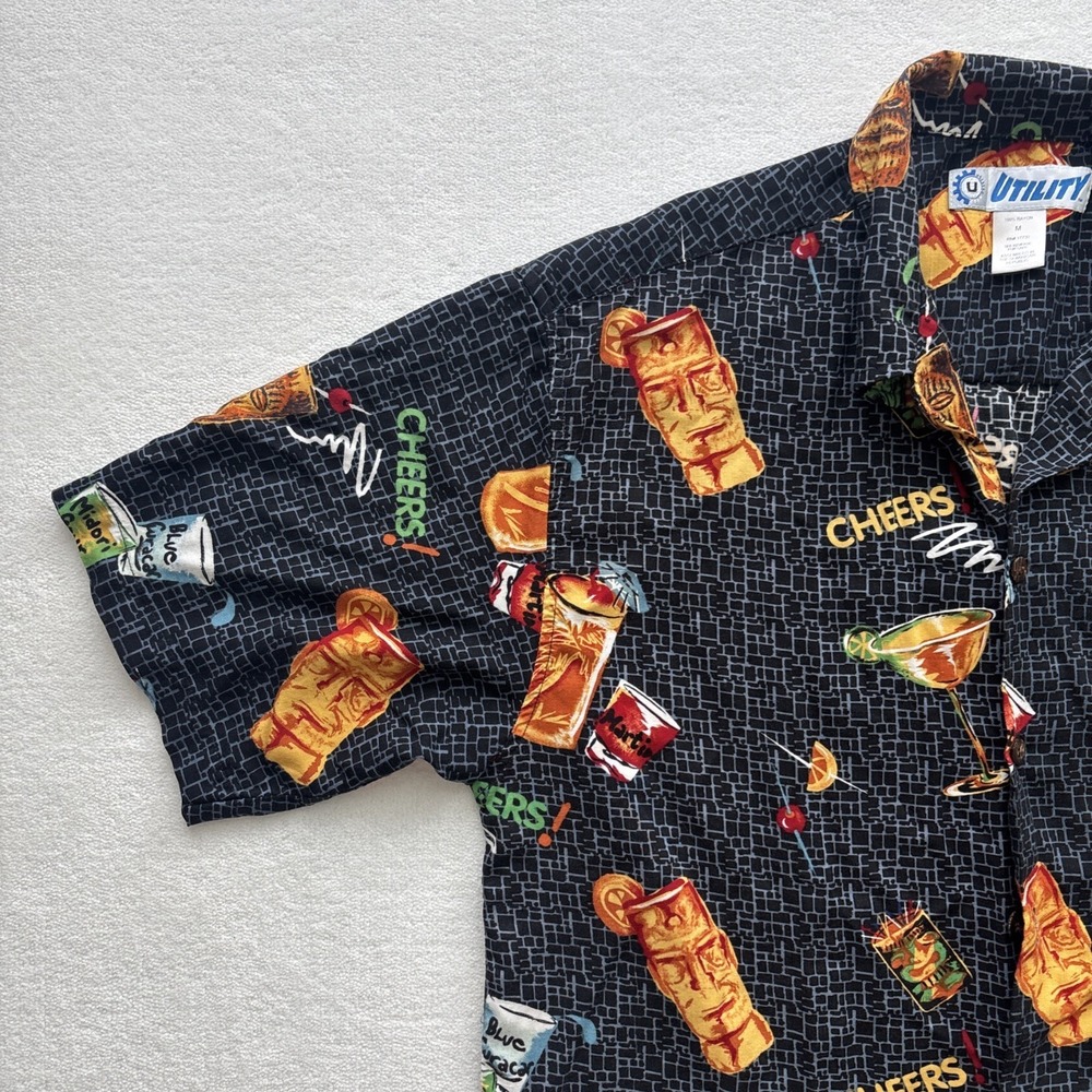Utility Tiki Cocktail Shirt Mens Medium Black Rayon Short Sleeve Button Down - Picture 3 of 16
